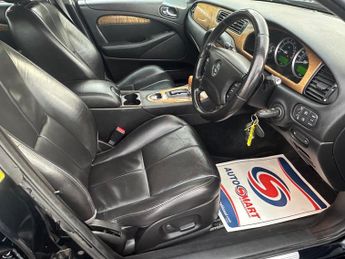 Jaguar S-Type 3.0 V6 SE 4dr