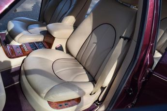 Rolls-Royce Silver Seraph 5.4 4dr