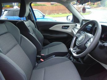 Suzuki Swift 1.2 MHEV Motion CVT Euro 6 (s/s) 5dr