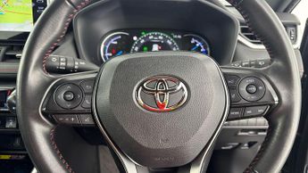 Toyota RAV4 2.5 VVT 18.1kWh Dynamic CVT 4WD Euro 6 (s/s) 5dr