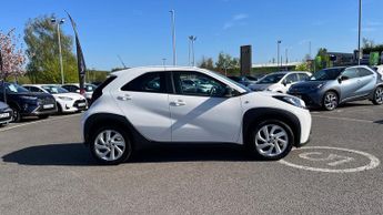 Toyota Aygo X 1.0 VVT-i Pure x-shift Euro 6 (s/s) 5dr