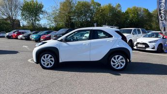 Toyota Aygo X 1.0 VVT-i Pure x-shift Euro 6 (s/s) 5dr