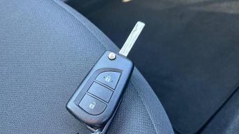 Toyota Aygo X 1.0 VVT-i Pure x-shift Euro 6 (s/s) 5dr