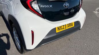 Toyota Aygo X 1.0 VVT-i Pure x-shift Euro 6 (s/s) 5dr