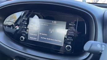 Toyota Aygo X 1.0 VVT-i Pure x-shift Euro 6 (s/s) 5dr