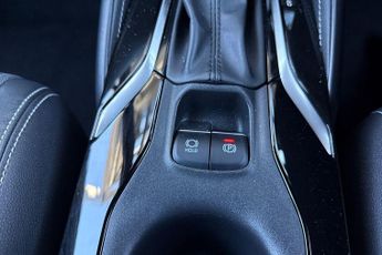 Toyota Corolla 1.8 VVT-h Design CVT Euro 6 (s/s) 5dr