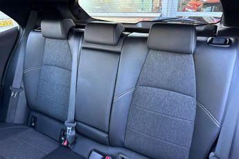 Toyota Corolla 1.8 VVT-h Design CVT Euro 6 (s/s) 5dr