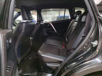 Toyota RAV4 2.5 VVT-h Design CVT Euro 6 (s/s) 5dr