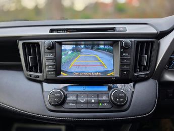 Toyota RAV4 2.5 VVT-h Icon Tech CVT Euro 6 (s/s) 5dr
