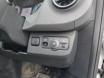 Mercedes-Benz eSprinter 55kWh Progressive Auto FWD L2 H2 5dr 20kW Charger