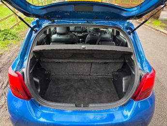 Toyota Yaris 1.5 VVT-h Excel E-CVT Euro 6 5dr (15in Alloy)