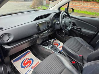 Toyota Yaris 1.5 VVT-h Excel E-CVT Euro 6 5dr (15in Alloy)