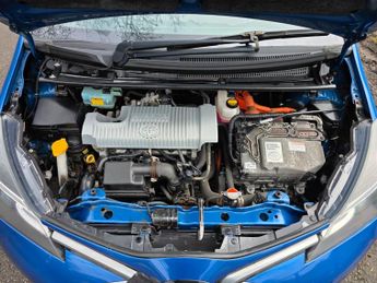 Toyota Yaris 1.5 VVT-h Excel E-CVT Euro 6 5dr (15in Alloy)