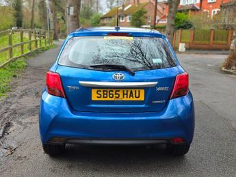 Toyota Yaris 1.5 VVT-h Excel E-CVT Euro 6 5dr (15in Alloy)