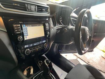 Nissan Qashqai 1.6 dCi N-Connecta XTRON Euro 6 (s/s) 5dr