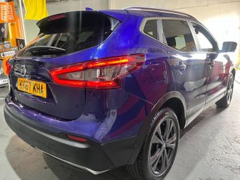 Nissan Qashqai 1.6 dCi N-Connecta XTRON Euro 6 (s/s) 5dr
