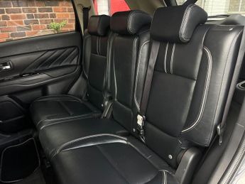 Mitsubishi Outlander 2.0h 12kWh GX4h CVT 4WD Euro 6 (s/s) 5dr