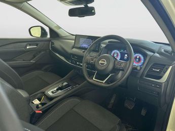 Nissan Qashqai 1.5 h e-POWER Kuro Edition SUV 5dr Petrol Hybrid Auto Euro 6 (s/
