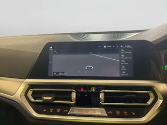 BMW 3 Series 2.0 330e 12kWh M Sport Saloon 4dr Petrol Plug-in Hybrid Auto xDr