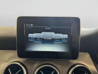 Mercedes-Benz CLA 2.1 CLA220d AMG Line Coupe 7G-DCT 4MATIC Euro 6 (s/s) 4dr