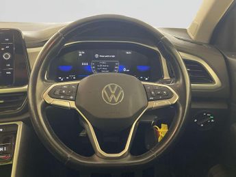 Volkswagen T-Roc 1.5 TSI Life SUV 5dr Petrol Manual Euro 6 (s/s) (150 ps)