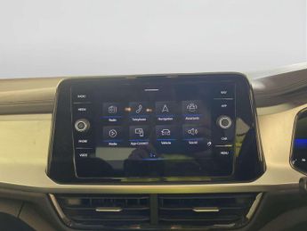Volkswagen T-Roc 1.5 TSI Life SUV 5dr Petrol Manual Euro 6 (s/s) (150 ps)
