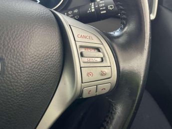 Nissan Qashqai 1.5 dCi N-Connecta SUV 5dr Diesel Manual 2WD Euro 6 (s/s) (110 p