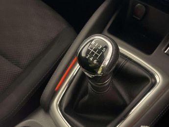 Nissan Qashqai 1.5 dCi N-Connecta SUV 5dr Diesel Manual 2WD Euro 6 (s/s) (110 p