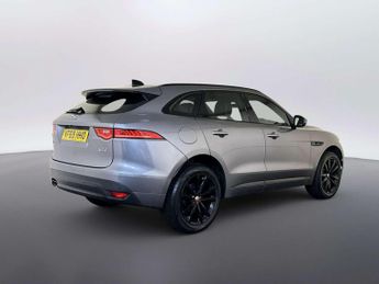 Jaguar F-PACE 2.0 D180 Chequered Flag SUV 5dr Diesel Auto AWD Euro 6 (s/s) (18