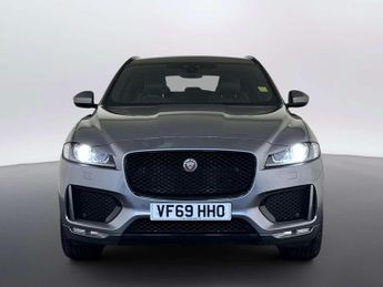 Jaguar F-PACE 2.0 D180 Chequered Flag SUV 5dr Diesel Auto AWD Euro 6 (s/s) (18