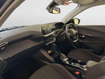 Peugeot E-2008 50kWh Active Premium SUV 5dr Electric Auto (136 ps)