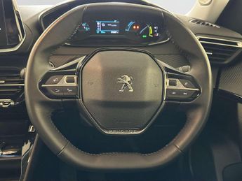 Peugeot E-2008 50kWh Active Premium SUV 5dr Electric Auto (136 ps)