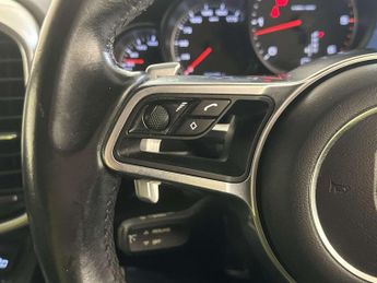 Porsche Cayenne 3.0 TD V6 SUV 5dr Diesel TiptronicS 4WD Euro 6 (s/s) (262 ps)