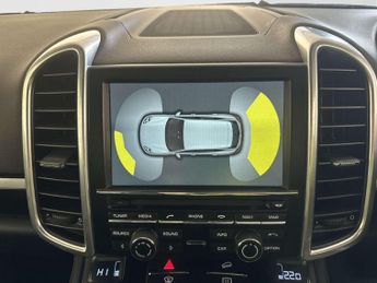 Porsche Cayenne 3.0 TD V6 SUV 5dr Diesel TiptronicS 4WD Euro 6 (s/s) (262 ps)