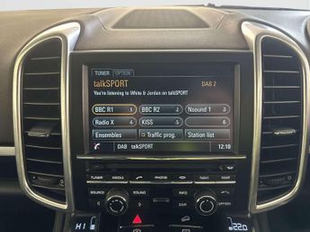 Porsche Cayenne 3.0 TD V6 SUV 5dr Diesel TiptronicS 4WD Euro 6 (s/s) (262 ps)