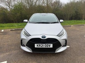 Toyota Yaris 1.5 VVT-h Design E-CVT Euro 6 (s/s) 5dr
