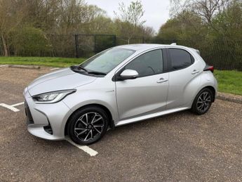 Toyota Yaris 1.5 VVT-h Design E-CVT Euro 6 (s/s) 5dr