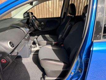 Nissan Note 1.6 16V Tekna Auto Euro 5 5dr