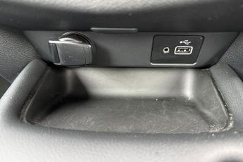 Nissan Juke 1.6 Hybrid (143ps) N-Connecta