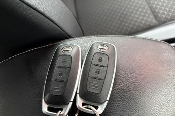 Nissan Juke 1.6 Hybrid (143ps) N-Connecta