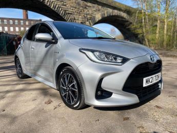 Toyota Yaris 1.5 VVT-h Design E-CVT Euro 6 (s/s) 5dr