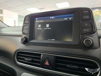 Hyundai KONA 39kWh SE Auto 5dr (10.5kW Charger)