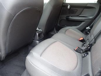 MINI Countryman 1.5 Cooper Classic Steptronic Euro 6 (s/s) 5dr