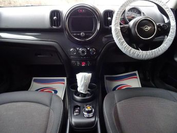 MINI Countryman 1.5 Cooper Classic Steptronic Euro 6 (s/s) 5dr