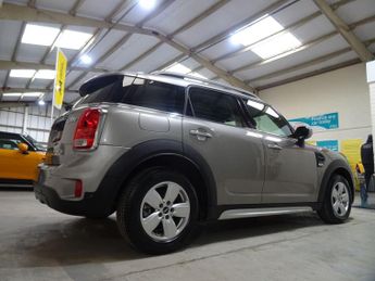 MINI Countryman 1.5 Cooper Classic Steptronic Euro 6 (s/s) 5dr