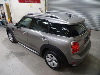 MINI Countryman 1.5 Cooper Classic Steptronic Euro 6 (s/s) 5dr