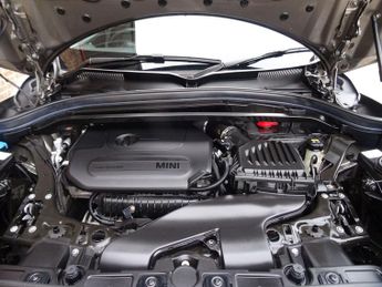 MINI Countryman 1.5 Cooper Classic Steptronic Euro 6 (s/s) 5dr