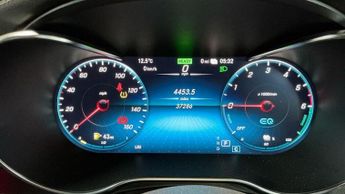 Mercedes-Benz GLC 2.0 GLC300de 13.5kWh AMG Line (Premium) G-Tronic+ 4MATIC Euro 6 