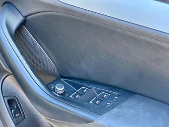 Audi Q3 2.0 TDI S line Plus S Tronic quattro Euro 6 (s/s) 5dr