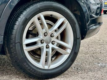 Audi Q3 2.0 TDI S line S Tronic quattro Euro 5 (s/s) 5dr